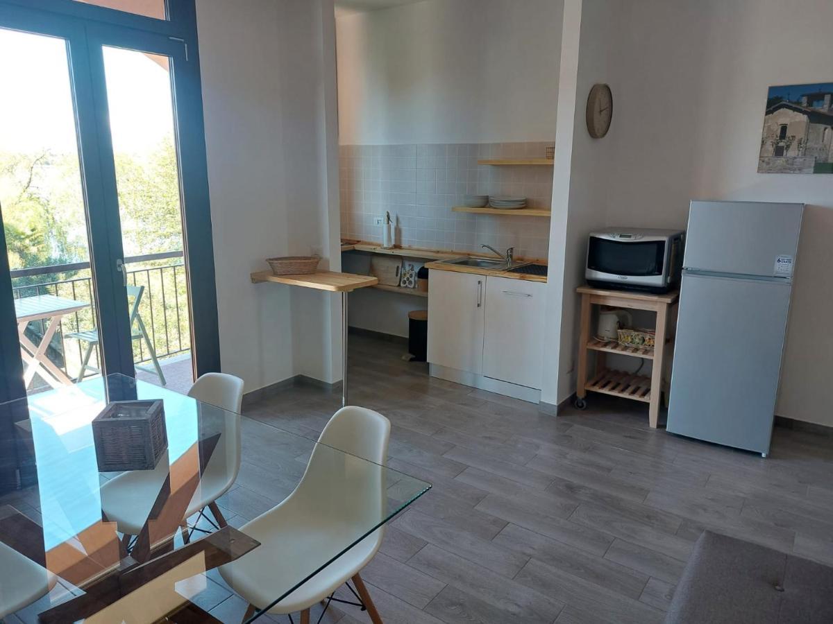 Appartamento Miralago Con Giardino Sul Lago Gavirate Eksteriør billede