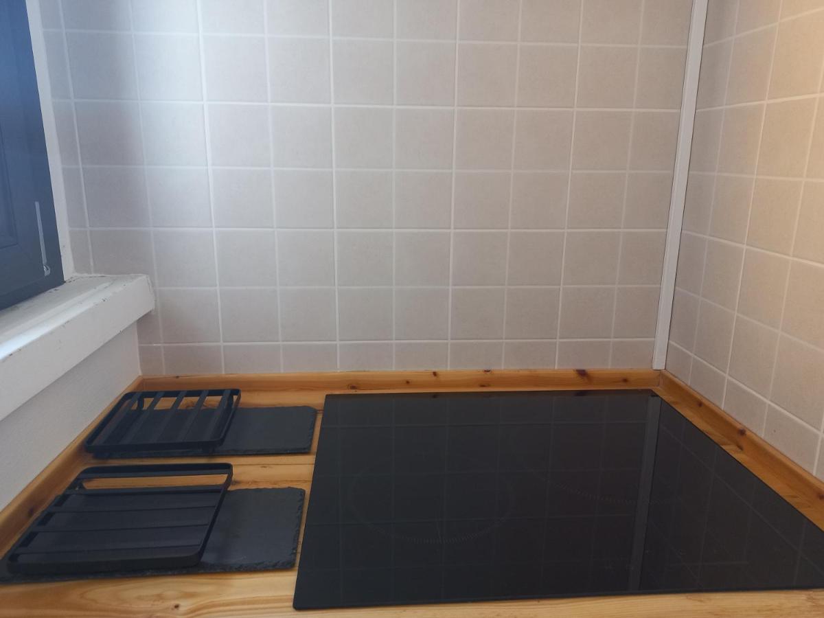 Appartamento Miralago Con Giardino Sul Lago Gavirate Eksteriør billede