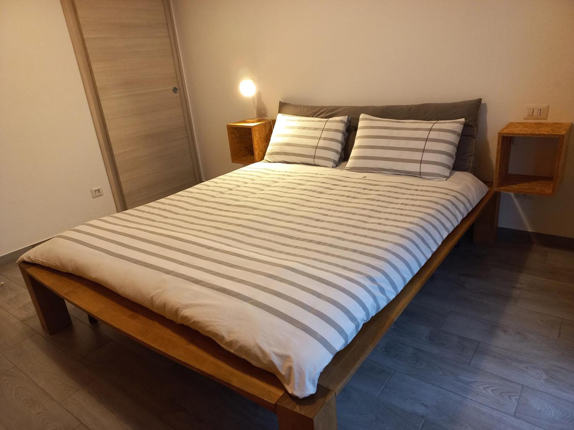 Appartamento Miralago Con Giardino Sul Lago Gavirate Eksteriør billede